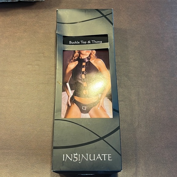 Insinuate • Buckle Top & Thong Black Set - Picture 9 of 12